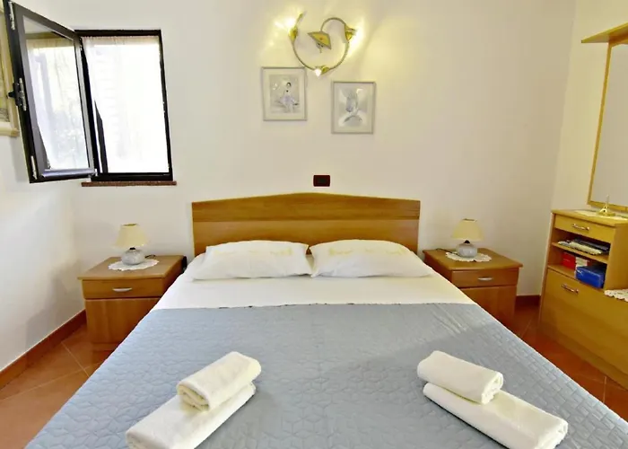 Apartamento Vedrana 4 By Interhome